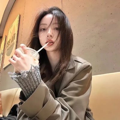 一双绣花鞋